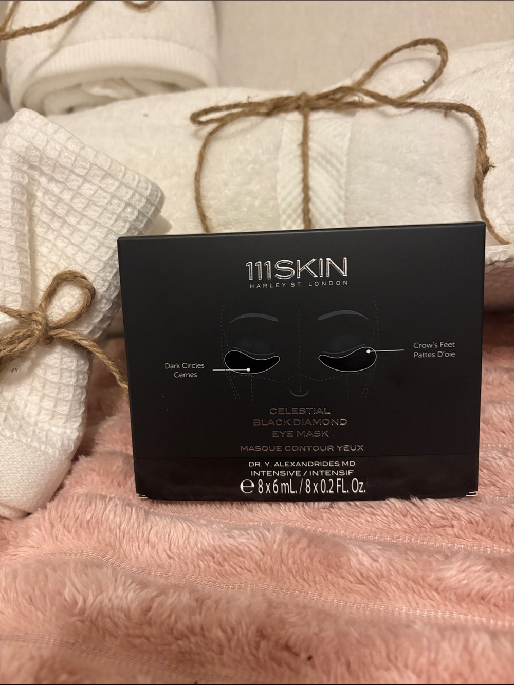 111SKIN Celestial Black Diamond Eye Mask